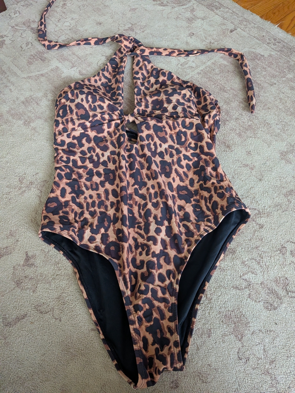 Cupshe Leopard Print One-Piece Swimsuit in Brown and Black